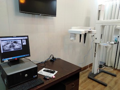 AL-REHMAN Dental Care Clinic Photo 11